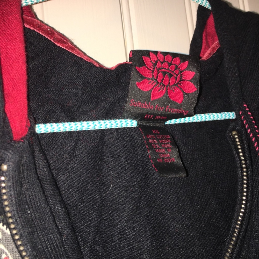 Cool Embroidered Hoodie - Picture 3 of 4